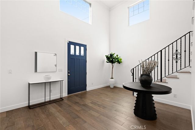 a view of entryway and hall