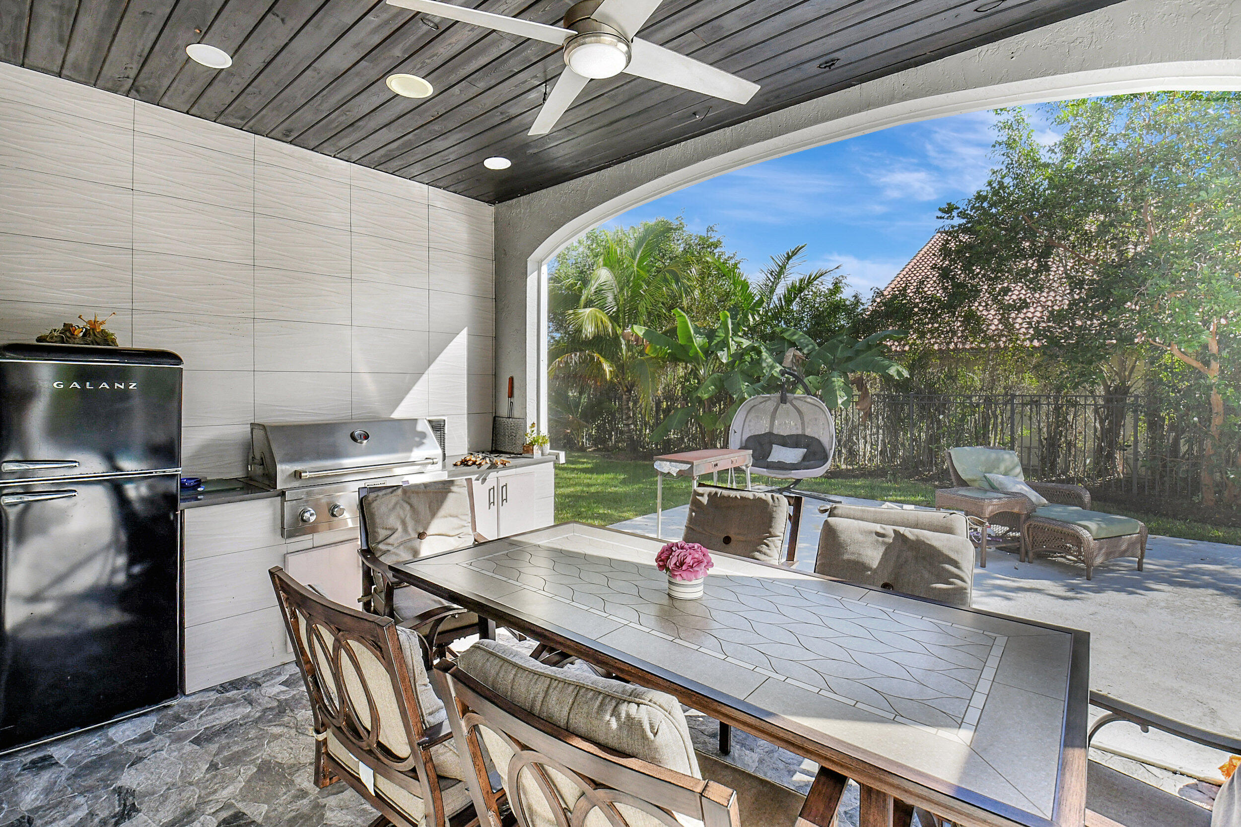 19615 Dinner Key Drive Boca Raton, FL 33498 - Photo 21 of 57 Equiped with Summer Kitchen & TV