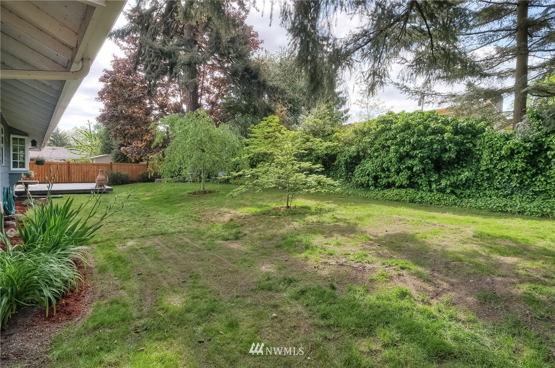 3917 Northeast 11th Place Renton, WA 98056 - Photo 18 of 19