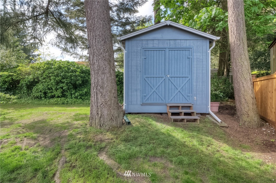 3917 Northeast 11th Place Renton, WA 98056 - Photo 19 of 19