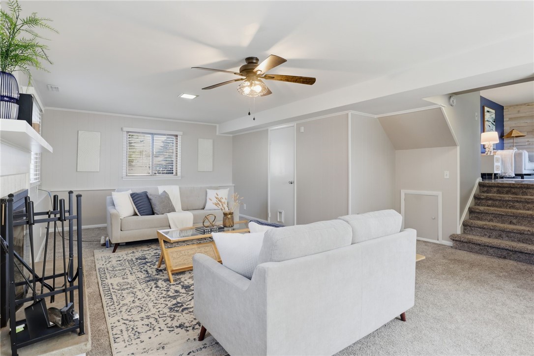 568 English Road Greece, NY 14616 - Photo 19 of 39