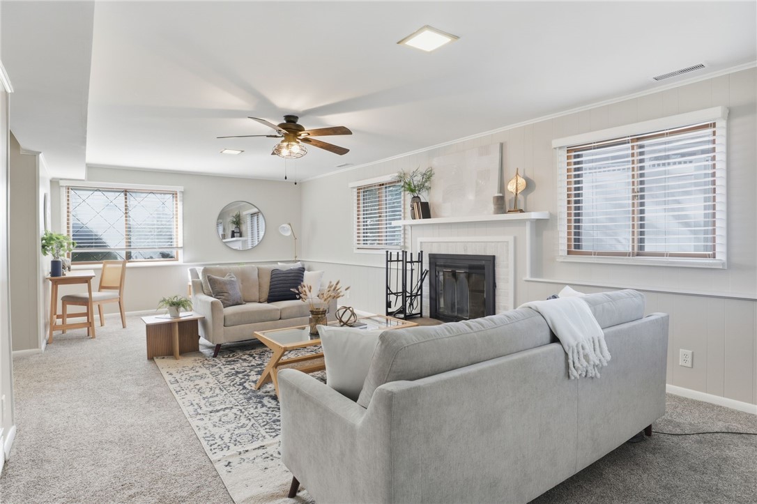 568 English Road Greece, NY 14616 - Photo 20 of 39