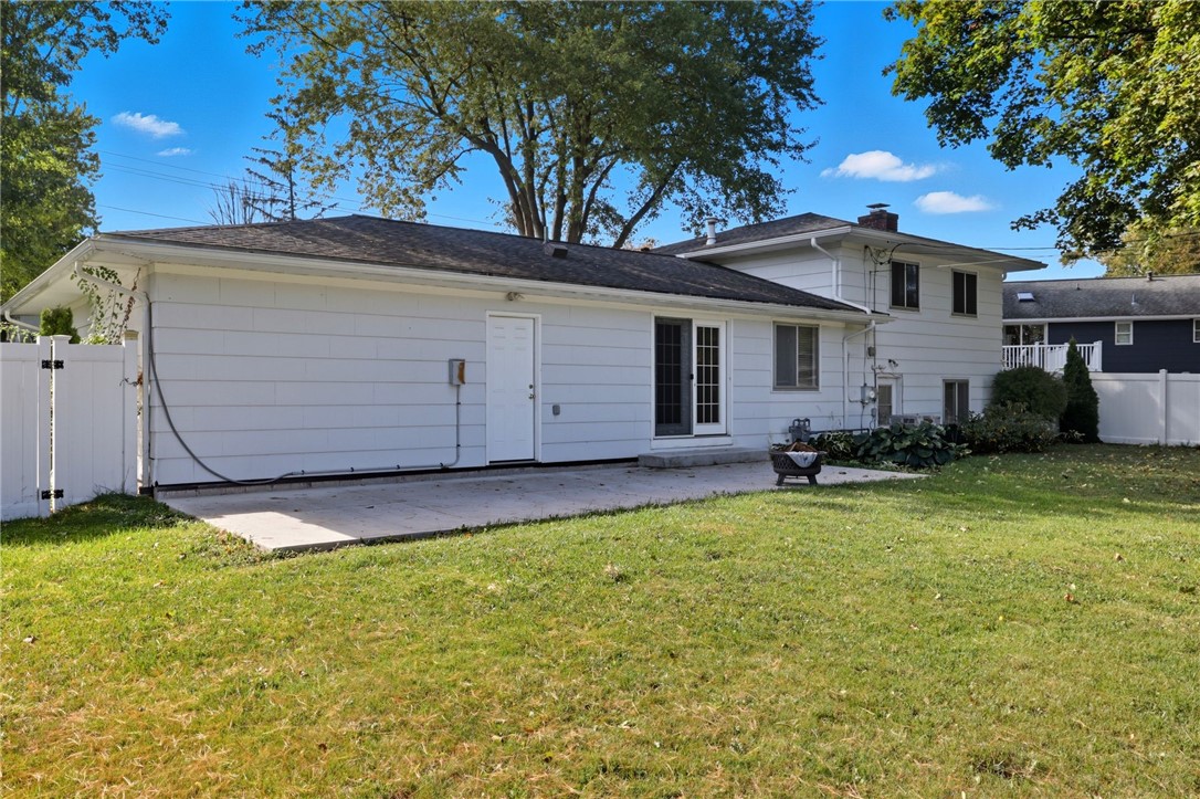 568 English Road Greece, NY 14616 - Photo 37 of 39