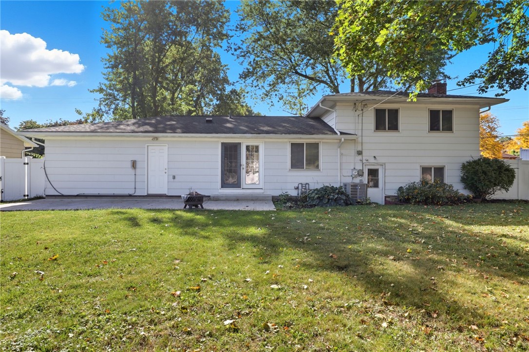 568 English Road Greece, NY 14616 - Photo 38 of 39