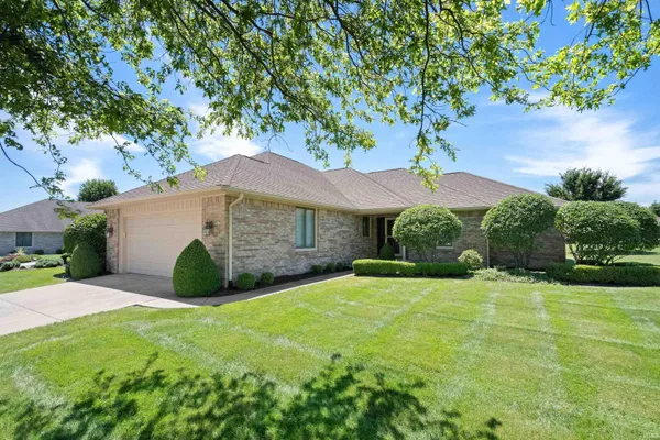 $294,500 | 3111 Enclave Court, Kokomo, IN 46902