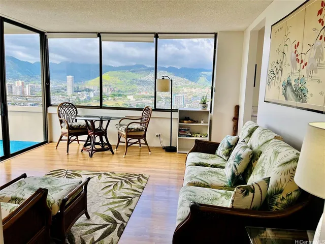 $3,500 | 2410 Cleghorn Street, Unit 3001, Honolulu, HI 96815