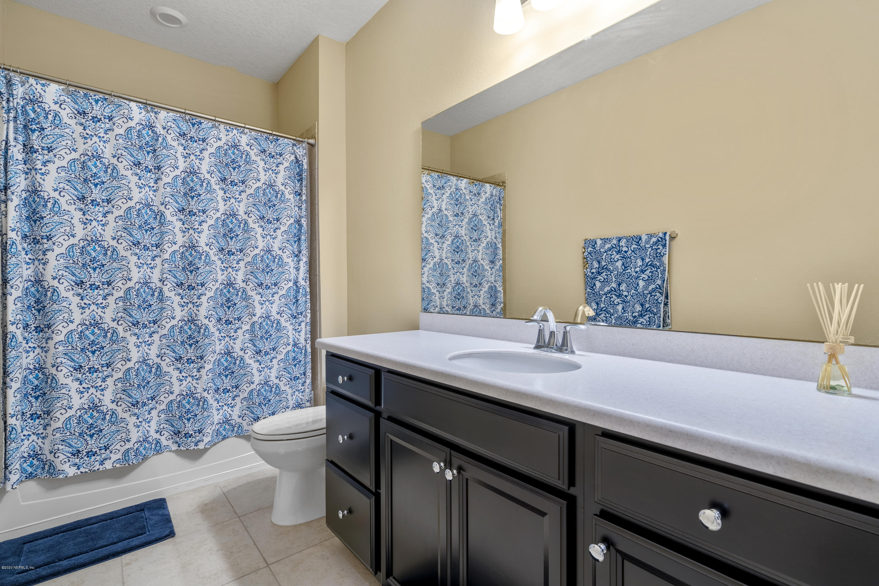 16063 Tisons Bluff Road Jacksonville, FL 32218 - Photo 14 of 38 Large 2nd bathroom