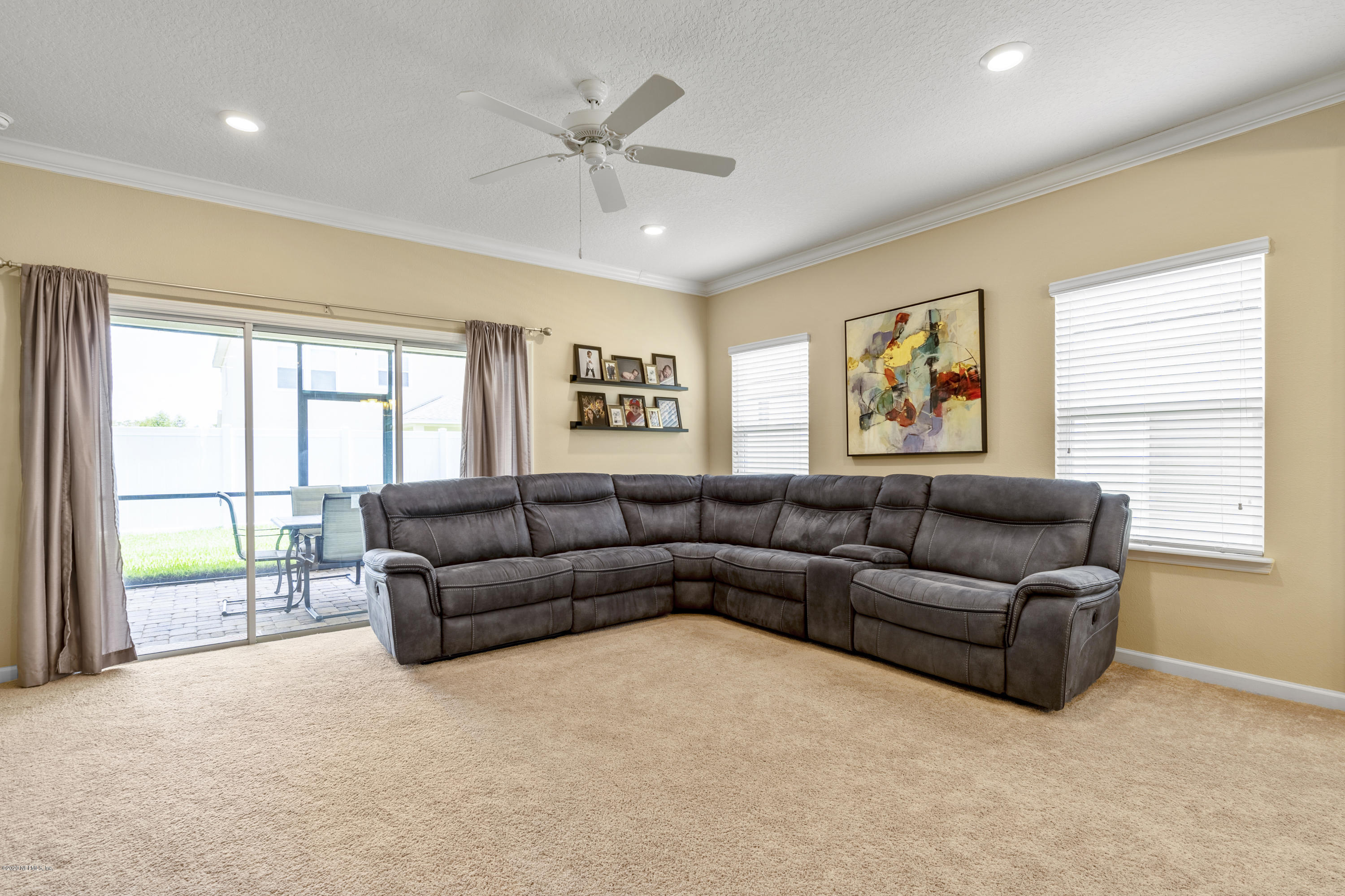 16063 Tisons Bluff Road Jacksonville, FL 32218 - Photo 20 of 38 Spacious Living room
