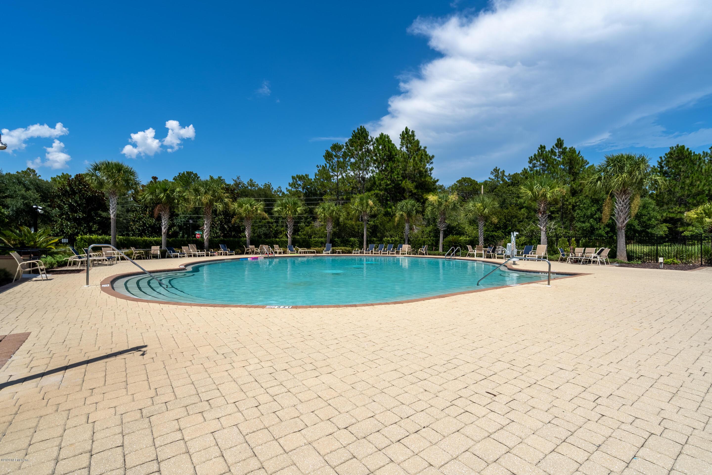 16063 Tisons Bluff Road Jacksonville, FL 32218 - Photo 31 of 38 Community pool