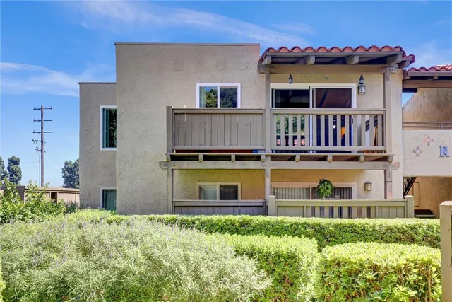 $485,000 | 1345 Cabrillo Park Drive, Unit R02, Santa Ana, CA 92701