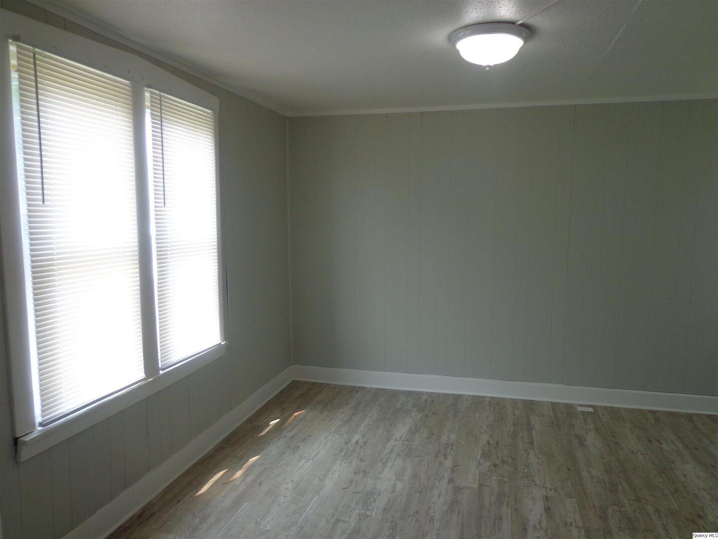 1706 Chestnut Street Quincy, IL 62301 - Photo 14 of 19 Gallery Image 14