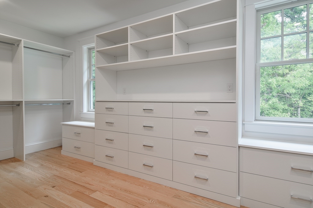 26 Valley Road Dover, MA 02030 - Photo 23 of 34 Gallery Image 23
