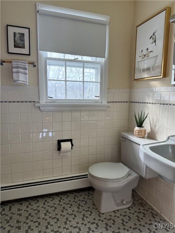 11 Northridge Road DeWitt, NY 13214 - Photo 28 of 43 2nd floor full bath