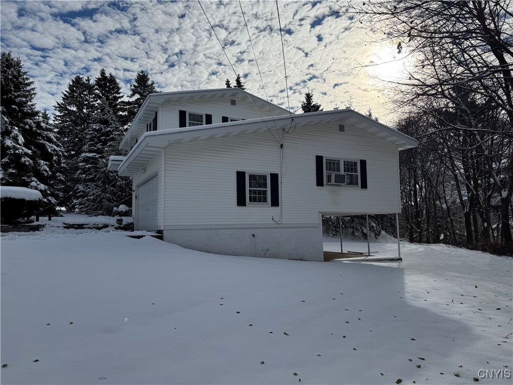 11 Northridge Road DeWitt, NY 13214 - Photo 37 of 43 Covered porch at back of house