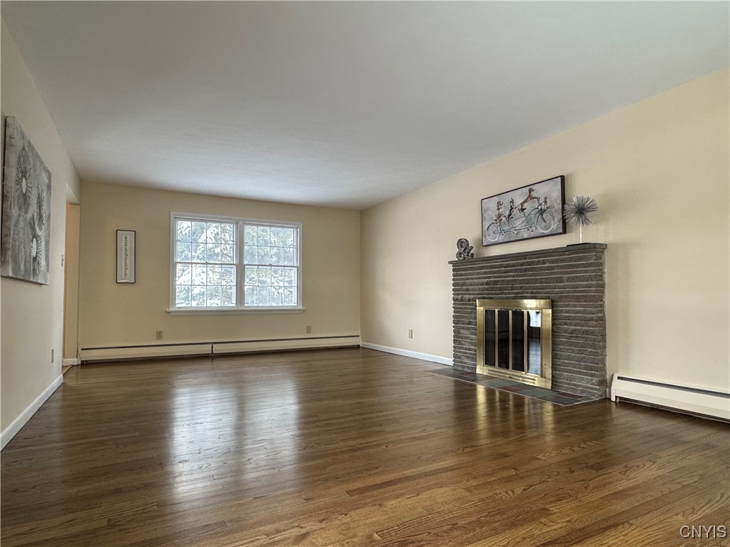 11 Northridge Road DeWitt, NY 13214 - Photo 10 of 43 Hardwoods just refinished