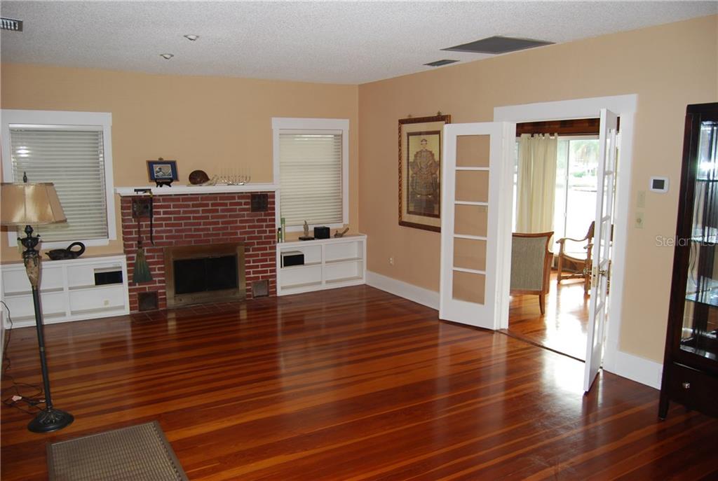 7347 Burns Point Circle New Port Richey, FL 34652 - Photo 3 of 22 Gallery Image 3