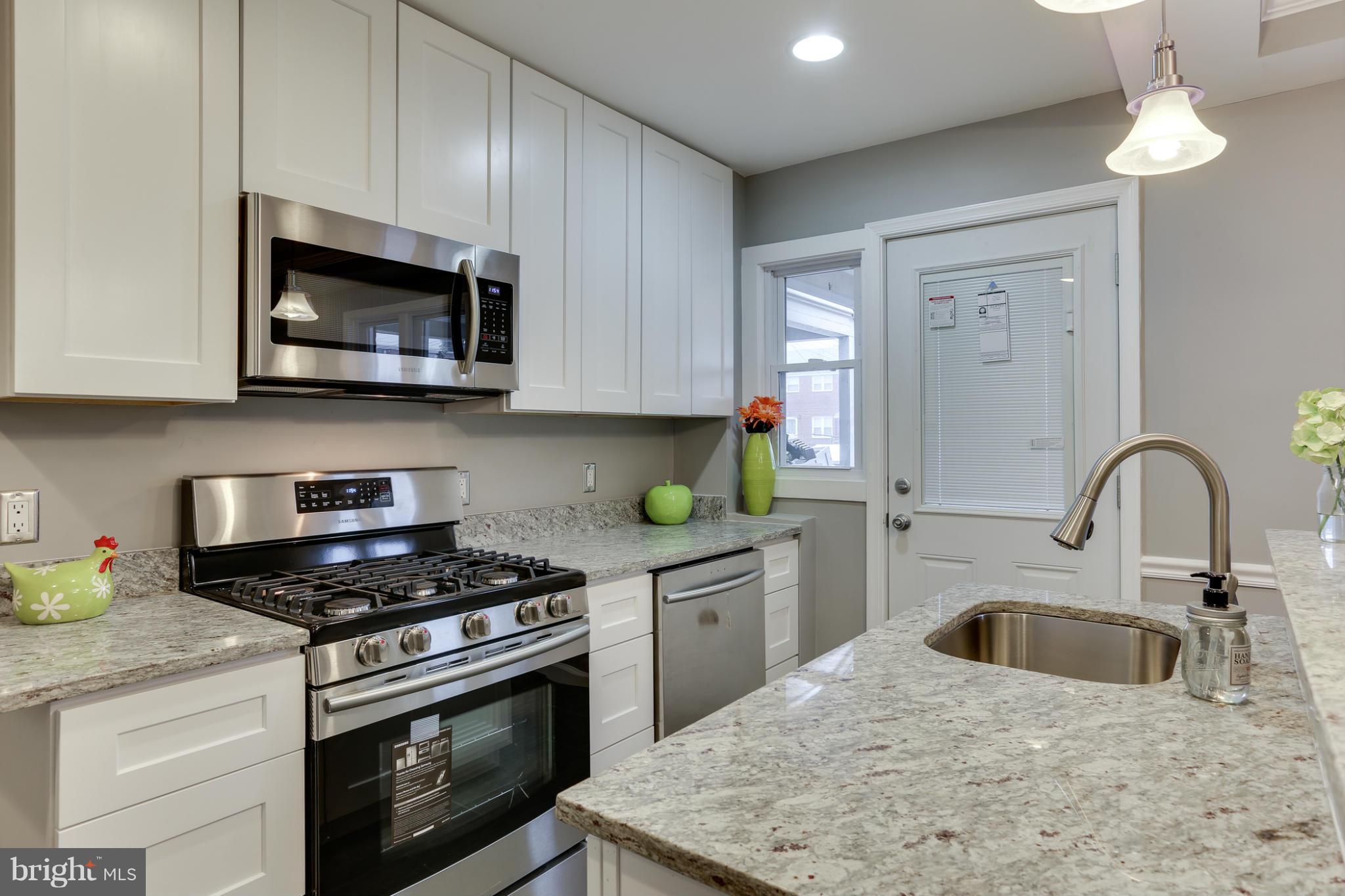 1900 Stanhope Road Baltimore, MD 21222 - Photo 11 of 30 Kitchen