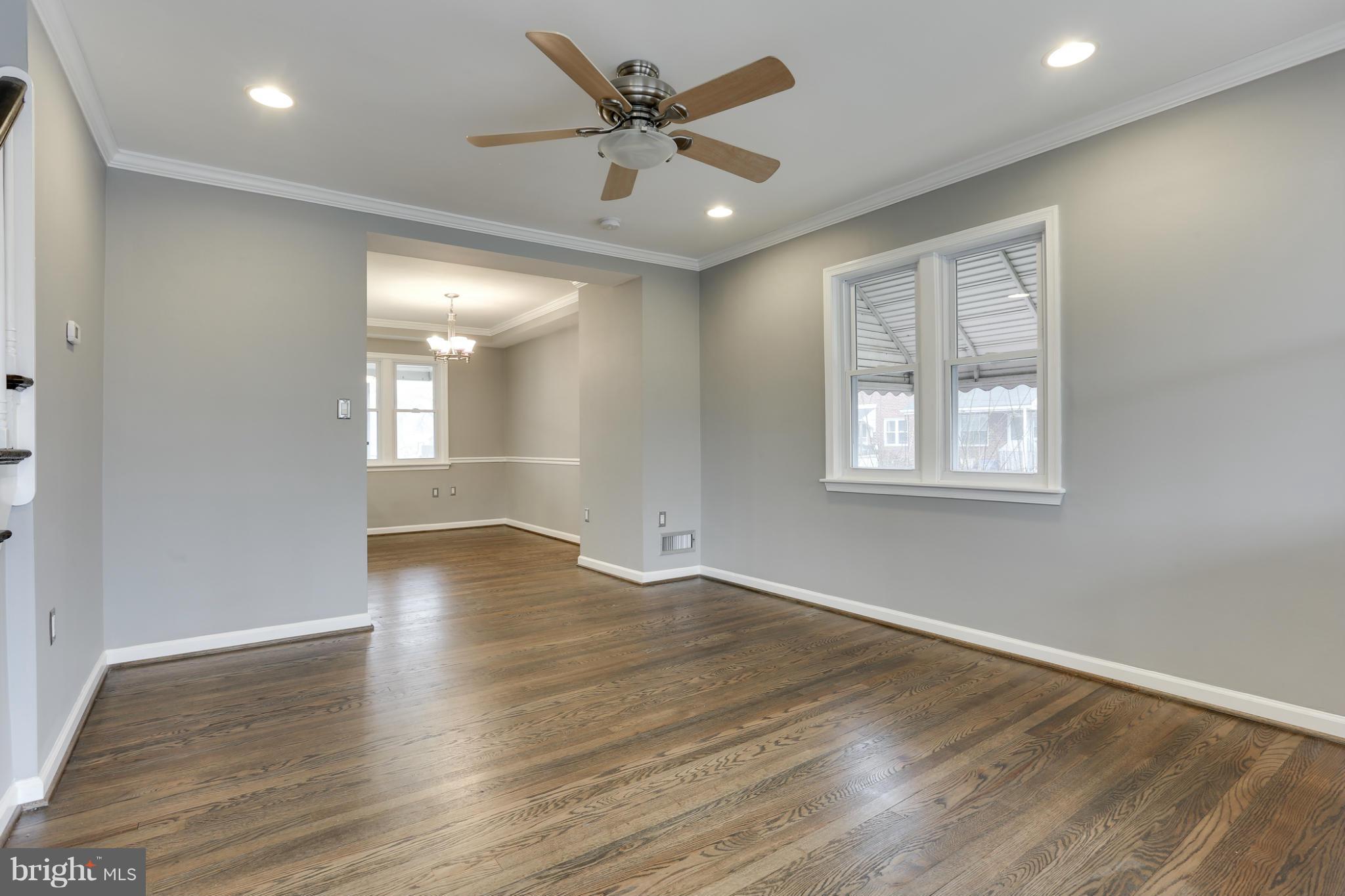 1900 Stanhope Road Baltimore, MD 21222 - Photo 5 of 30 Living Room