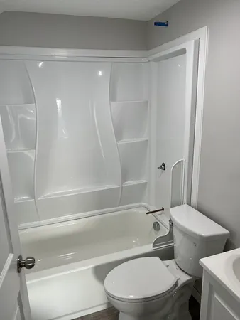 $2,095 | 23 B Siren Street, Unit 2, Winthrop, MA 02152