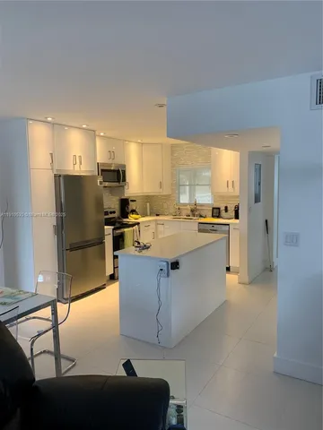 $245,000 | 1501 Arthur Street, Unit 10, Hollywood, FL 33020