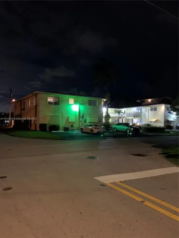 $245,000 | 1501 Arthur Street, Unit 10, Hollywood, FL 33020