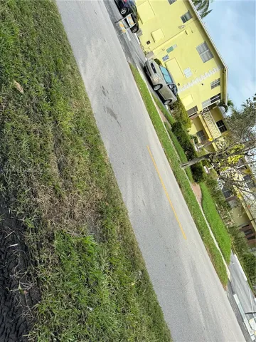 $245,000 | 1501 Arthur Street, Unit 10, Hollywood, FL 33020