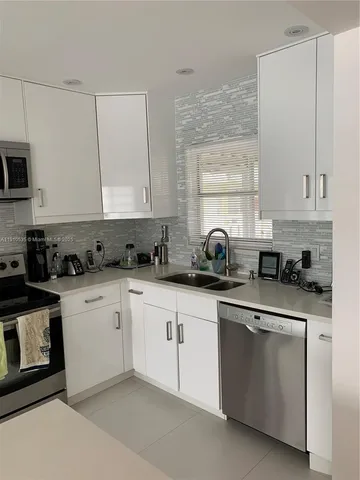 $245,000 | 1501 Arthur Street, Unit 10, Hollywood, FL 33020