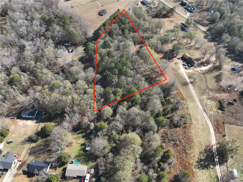 2821 Middleton Road Anderson, SC 29624 - Photo 2 of 15