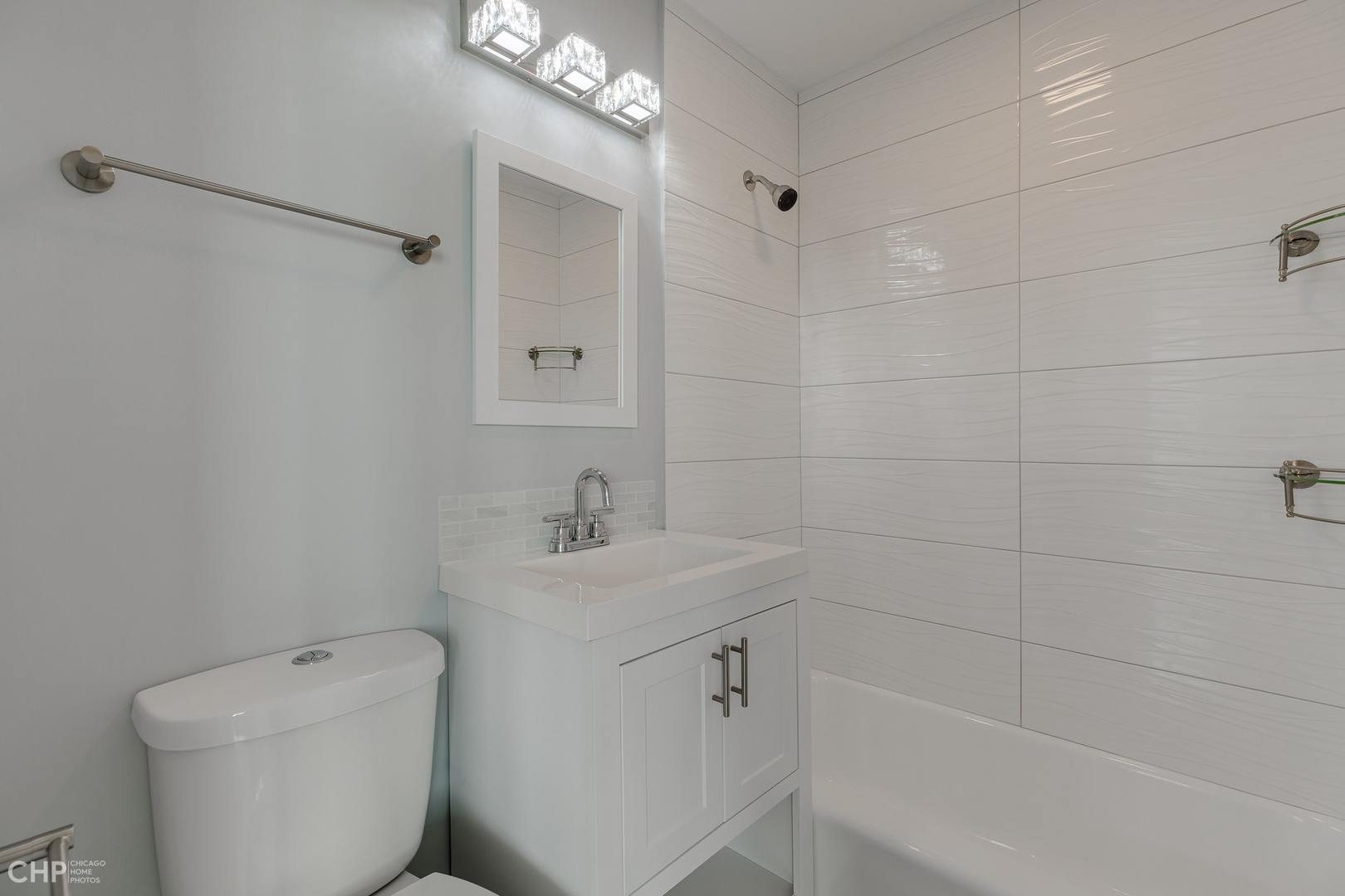 6301 North Sheridan Road, Unit 3K Chicago, IL 60660 - Photo 13 of 16