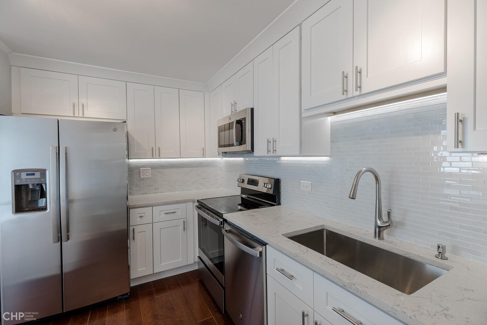 6301 North Sheridan Road, Unit 3K Chicago, IL 60660 - Photo 6 of 16