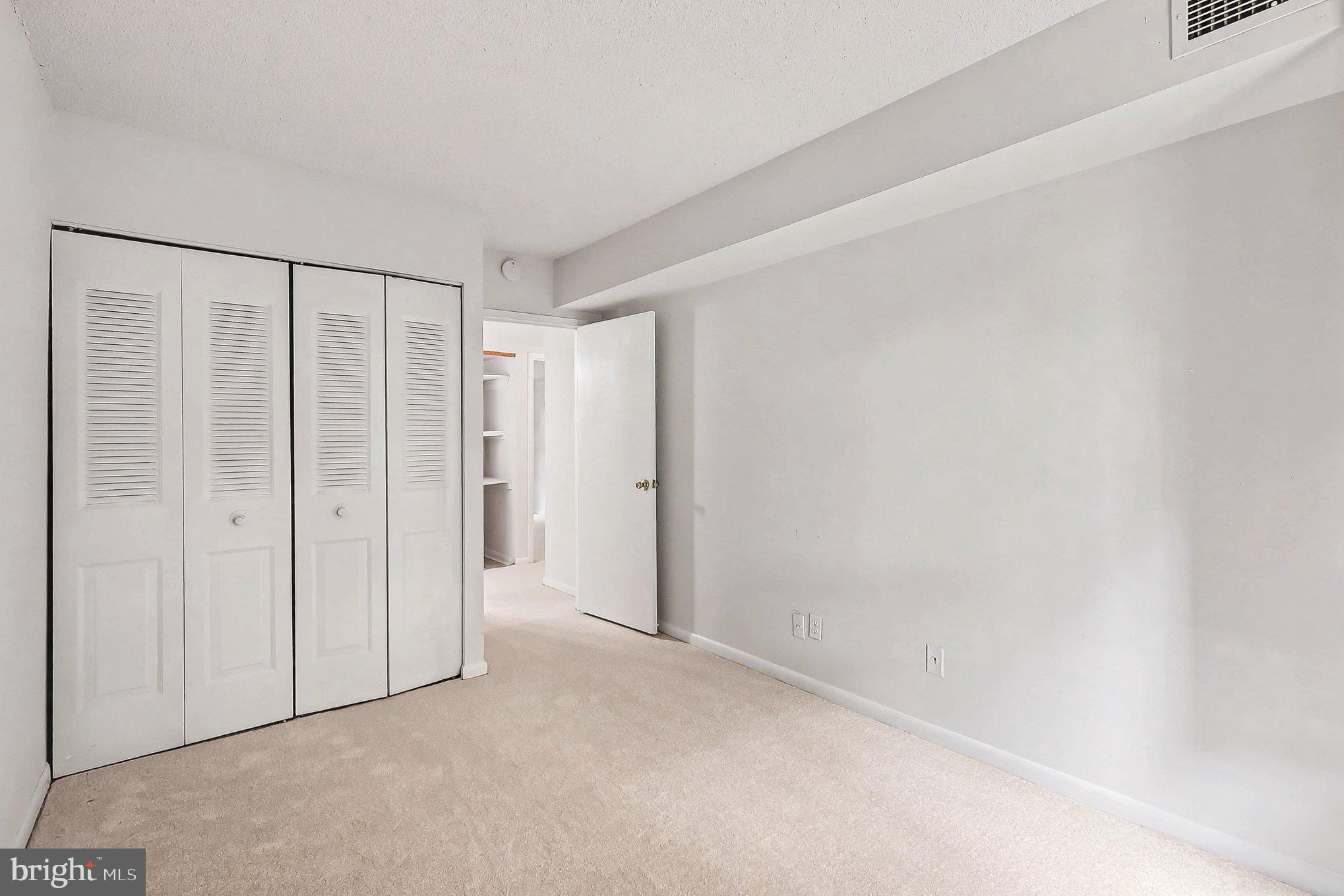 2247 Castle Rock Square, Unit 12C Reston, VA 20191 - Photo 8 of 23 Bright and airy blank canvas room.