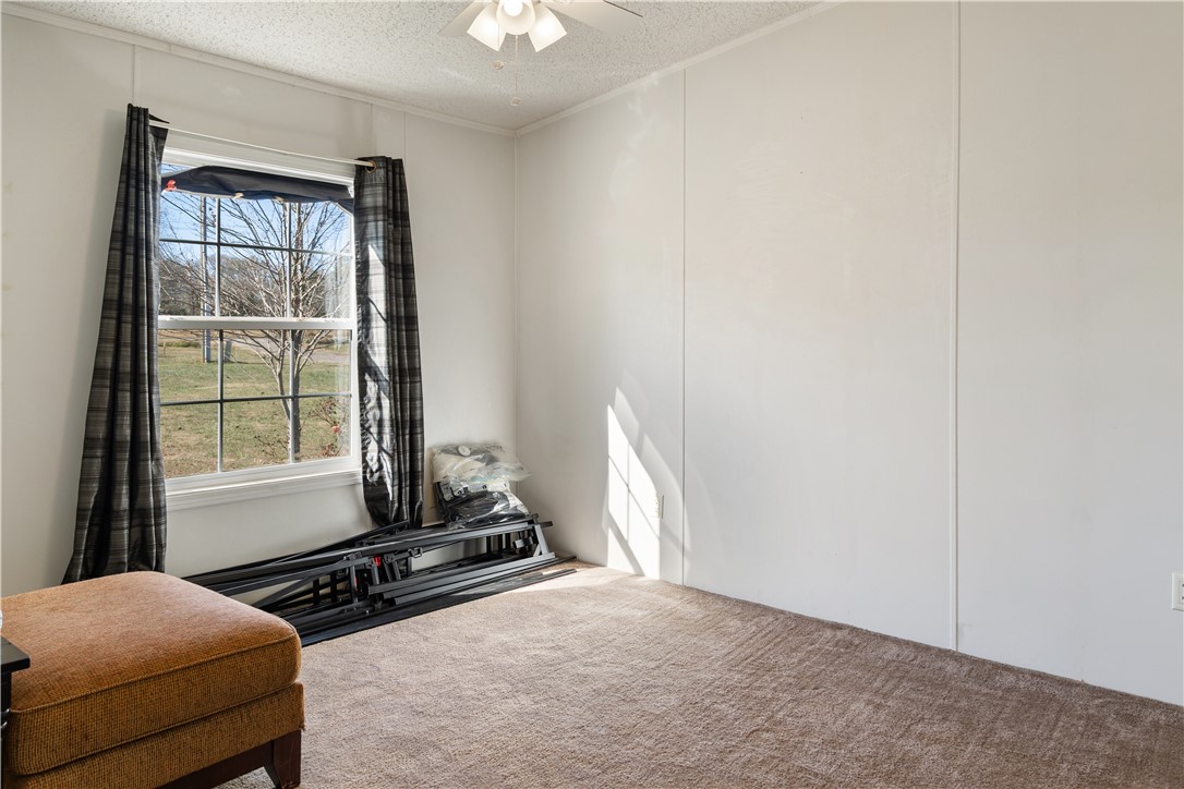 811 Pine Grove Road Seneca, SC 29678 - Photo 13 of 28