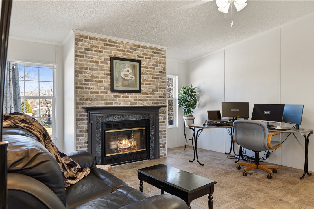 811 Pine Grove Road Seneca, SC 29678 - Photo 4 of 28