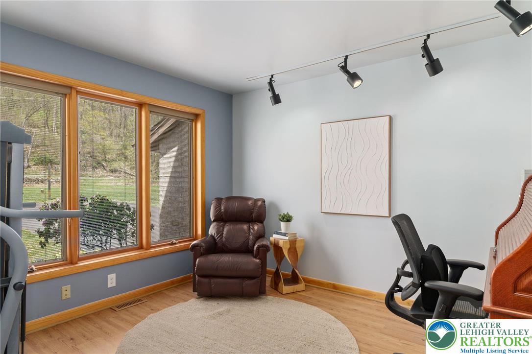 2602 Brunner Road Emmaus, PA 18049 - Photo 8 of 40 Gallery Image 8