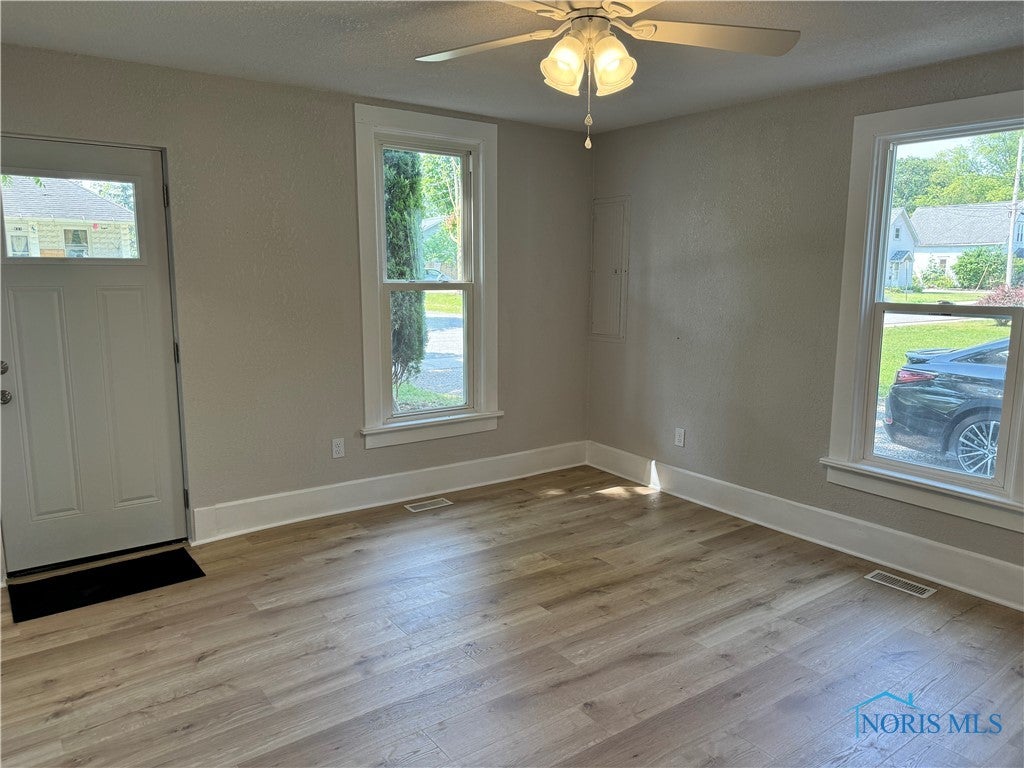 430 Rulf Street Defiance, OH 43512 - Photo 3 of 24 Gallery Image 3