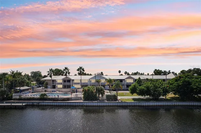 $95,000 | 611 Destiny Drive, Ruskin, FL 33570