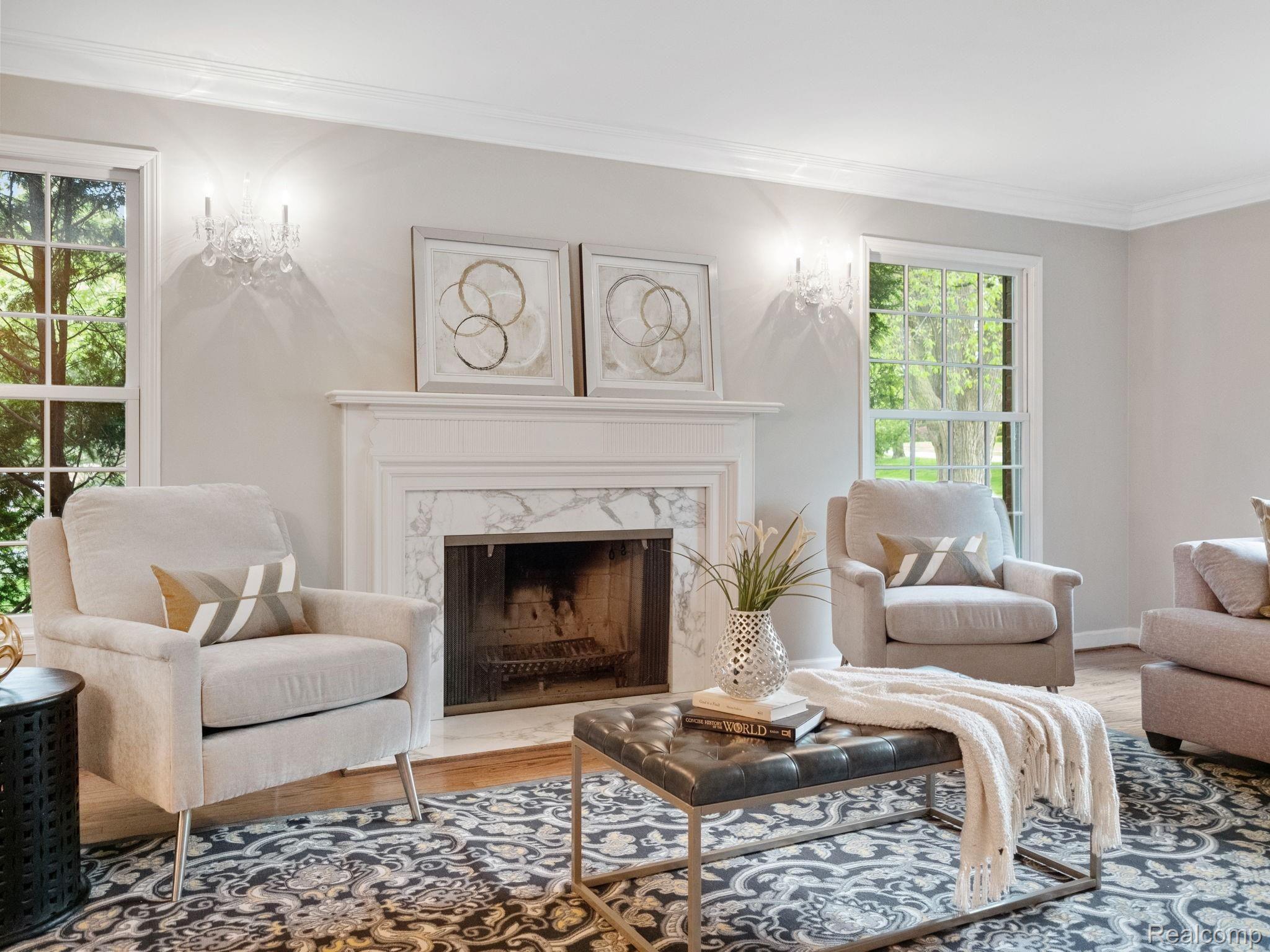 554 Glengarry Road Bloomfield Hills, MI 48301 - Photo 6 of 40 P2900729.jpg