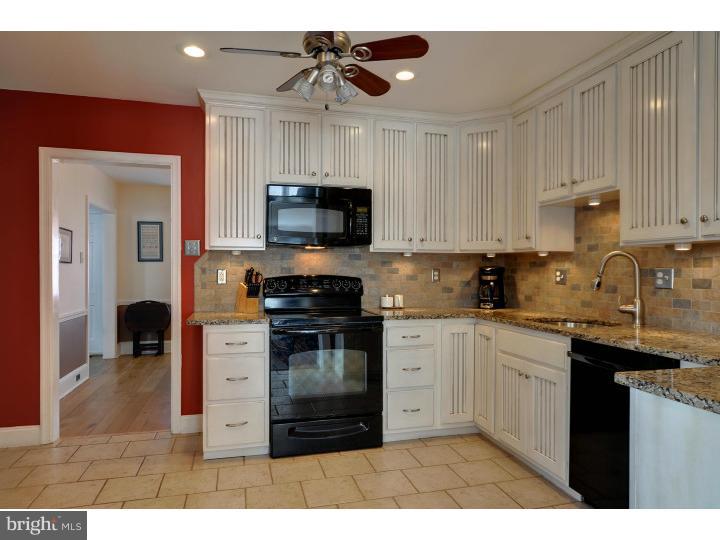 10915 Knights Road Philadelphia, PA 19154 - Photo 13 of 24