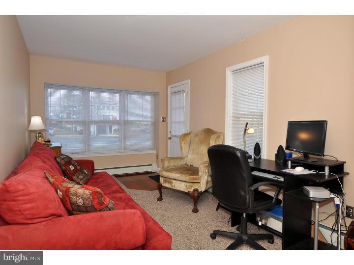 10915 Knights Road Philadelphia, PA 19154 - Photo 19 of 24