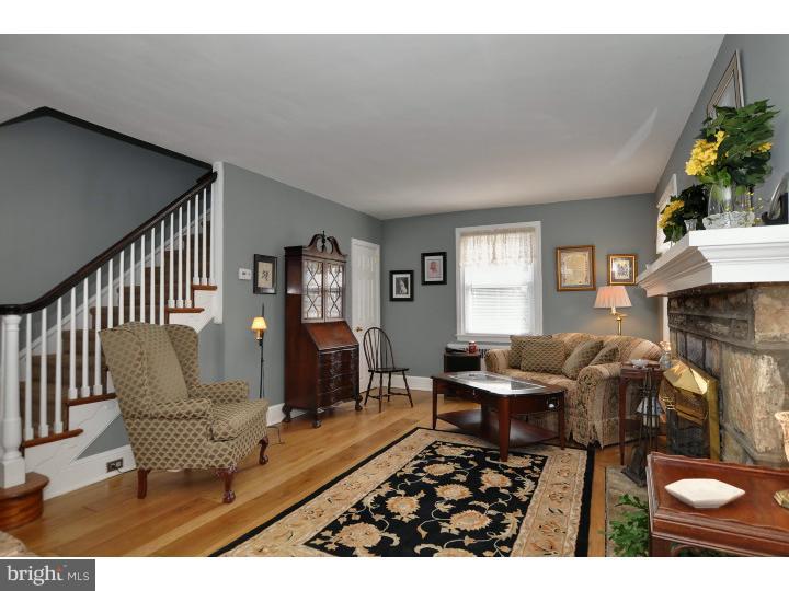 10915 Knights Road Philadelphia, PA 19154 - Photo 4 of 24