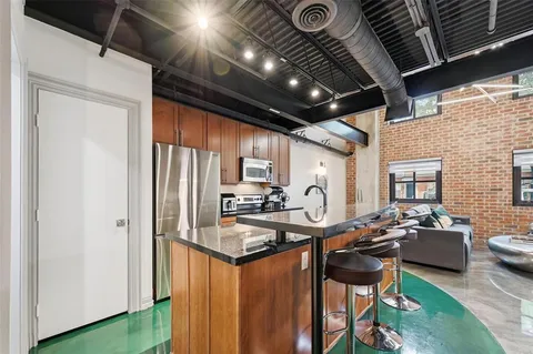 $389,995 | 3110 Thomas Avenue, Unit 105, Dallas, TX 75204