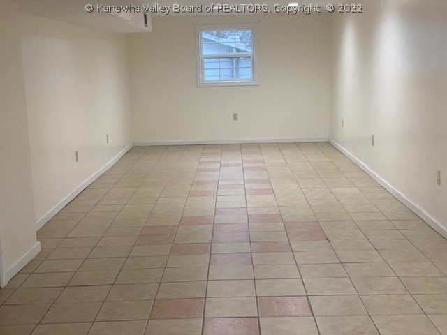 508 Longwood Road Charleston, WV 25314 - Photo 5 of 13 Gallery Image 5