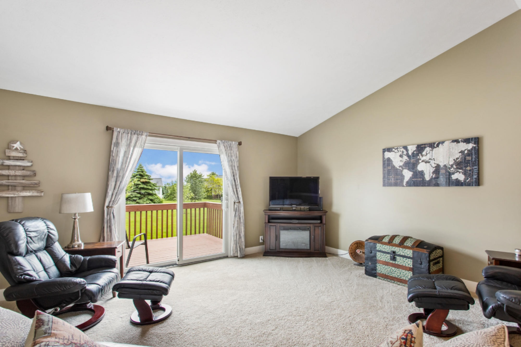 1354 East Point Ridge, Unit 15 Holland, MI 49423 - Photo 11 of 41 1354 East Pointe Ridge #15-32