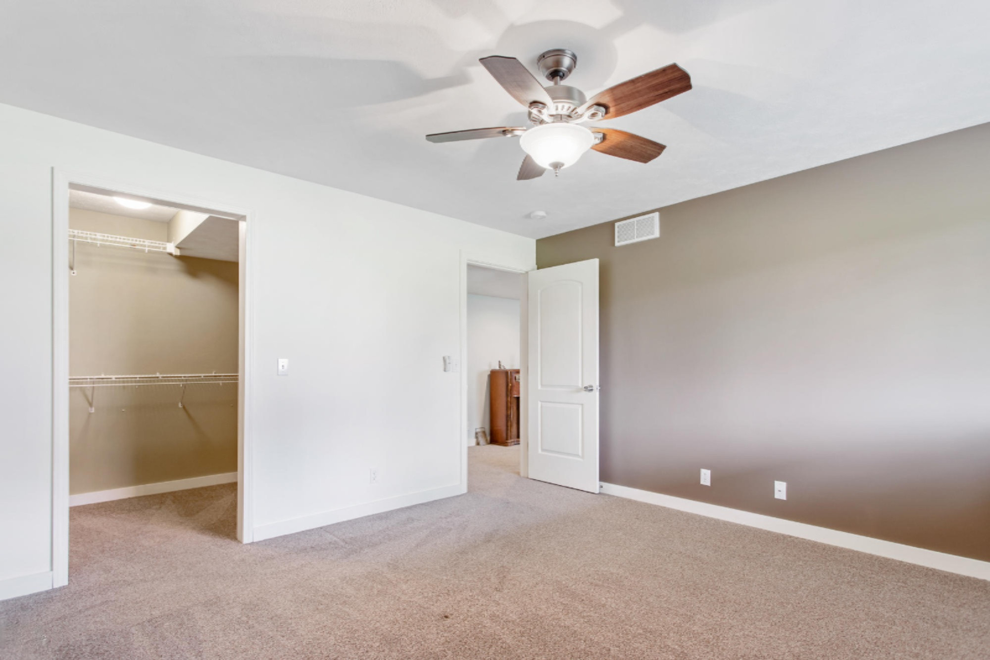 1354 East Point Ridge, Unit 15 Holland, MI 49423 - Photo 25 of 41 1354 East Pointe Ridge #15-19