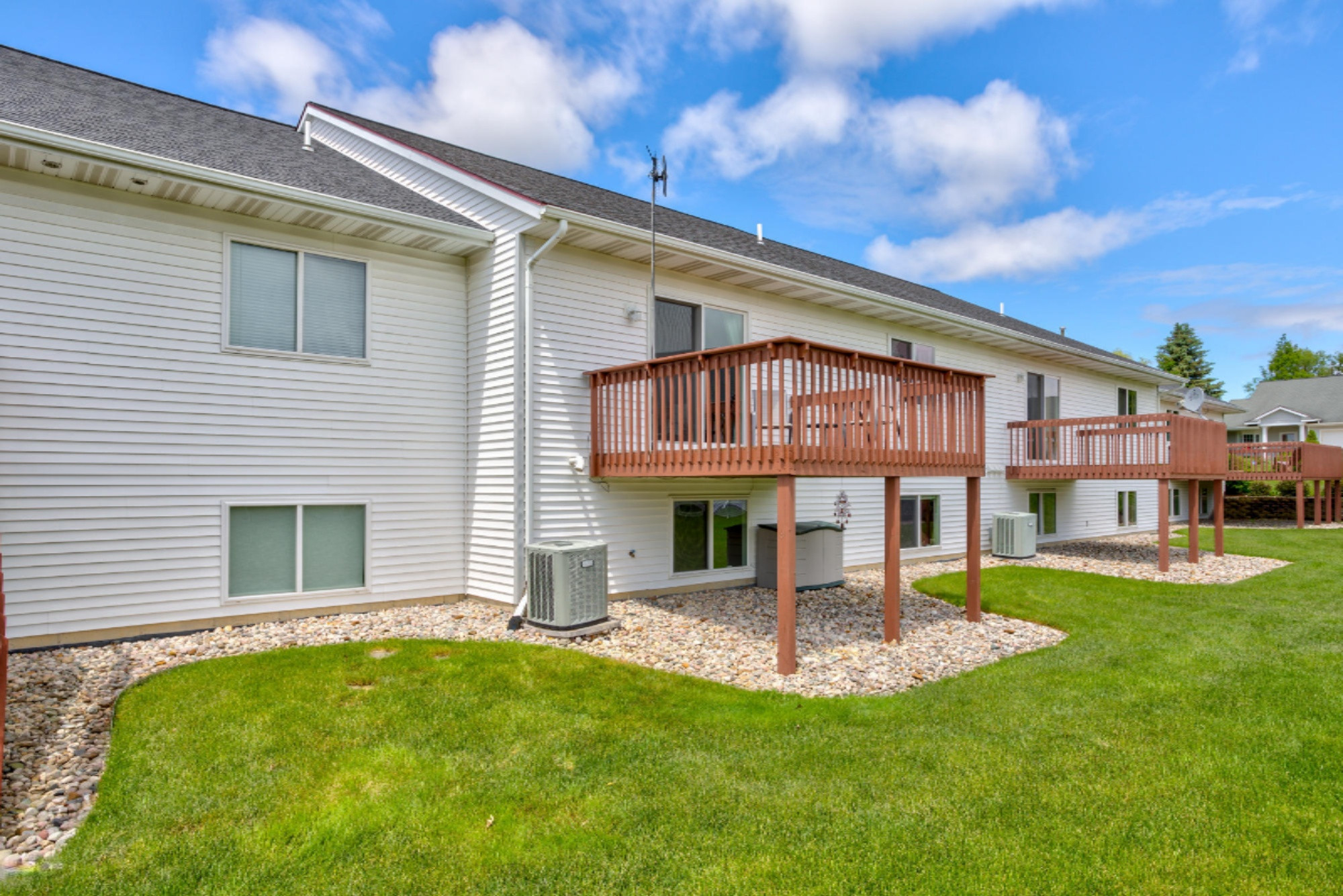 1354 East Point Ridge, Unit 15 Holland, MI 49423 - Photo 33 of 41 1354 East Pointe Ridge #15-4