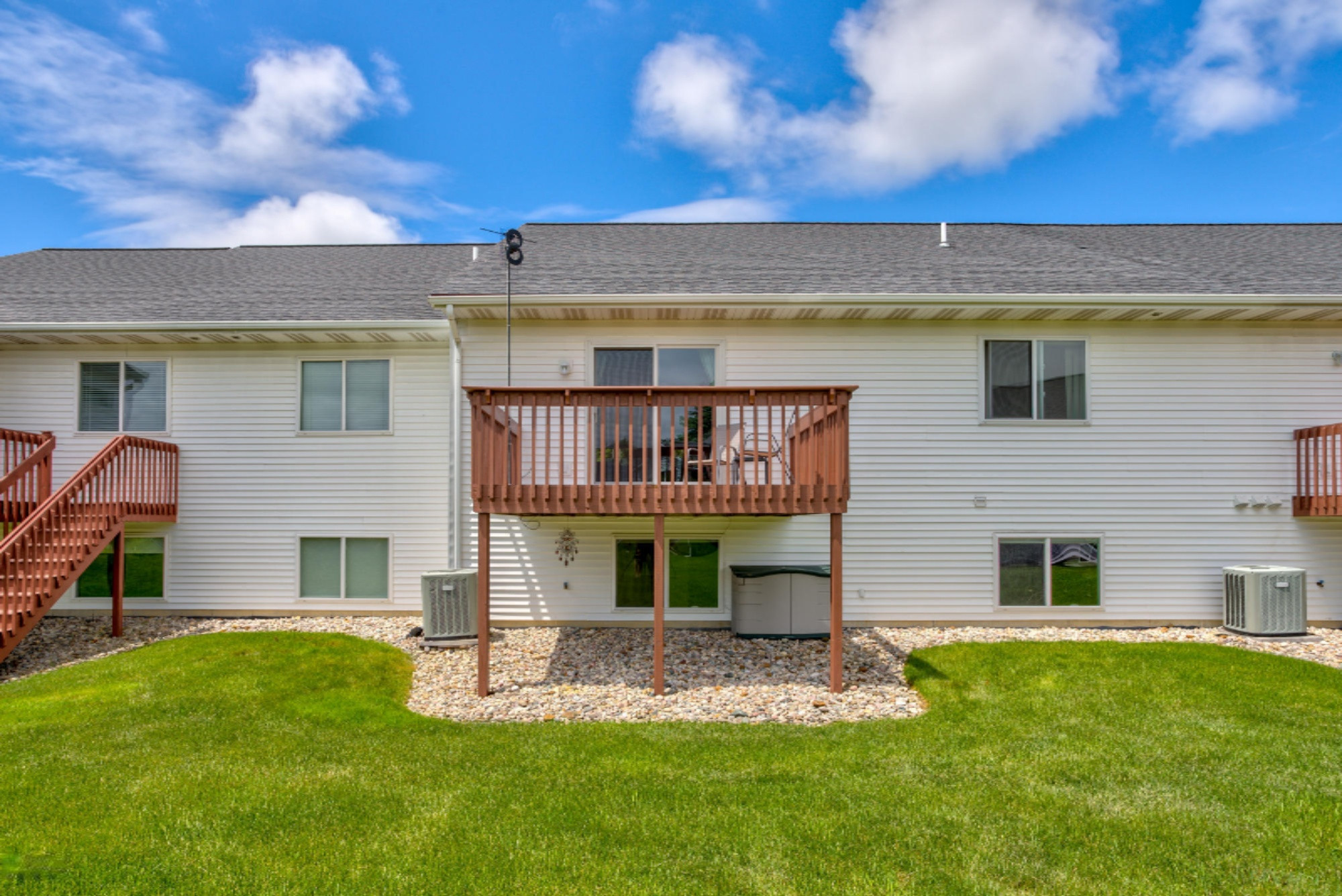 1354 East Point Ridge, Unit 15 Holland, MI 49423 - Photo 34 of 41 1354 East Pointe Ridge #15-5