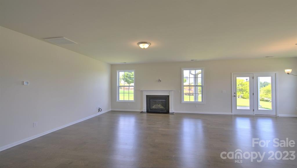 121 Fox Cove Road Hendersonville, NC 28792 - Photo 13 of 46 Gallery Image 13