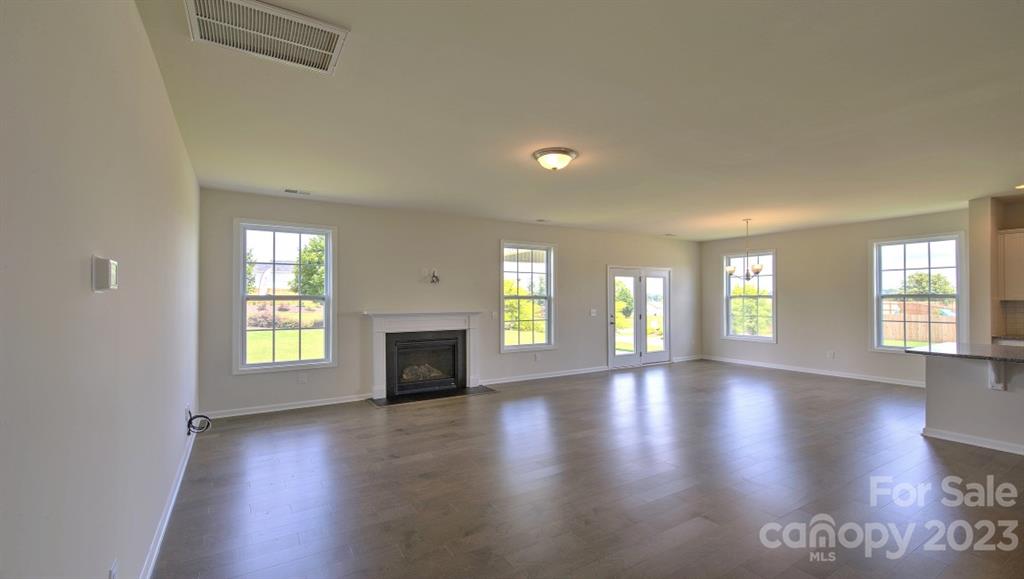 121 Fox Cove Road Hendersonville, NC 28792 - Photo 14 of 46 Gallery Image 14