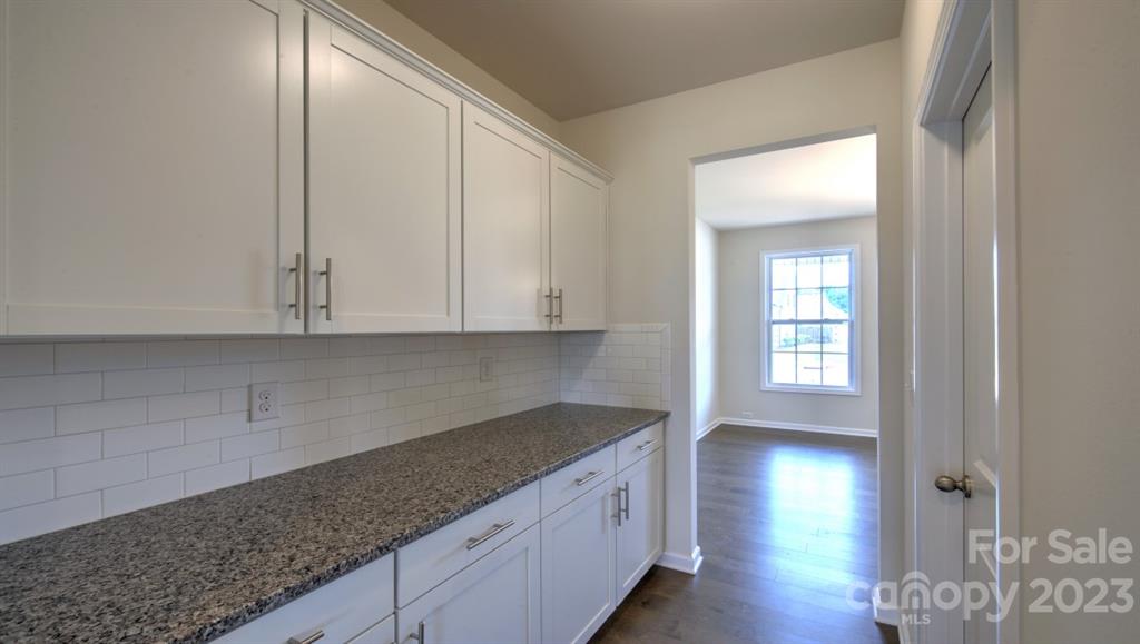 121 Fox Cove Road Hendersonville, NC 28792 - Photo 20 of 46 Gallery Image 20