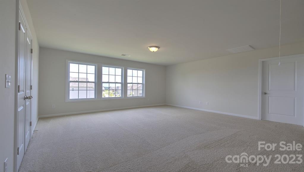 121 Fox Cove Road Hendersonville, NC 28792 - Photo 31 of 46 Gallery Image 31